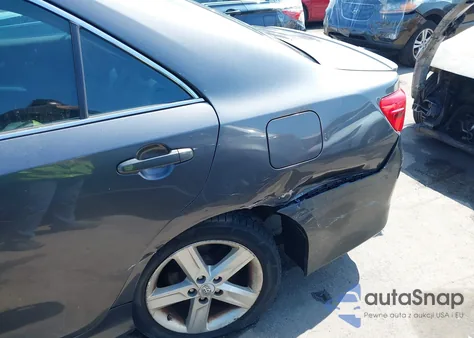 2012 Toyota Camry Se z USA, uszkodzony, nr VIN 4T1BF1FK3CU149274